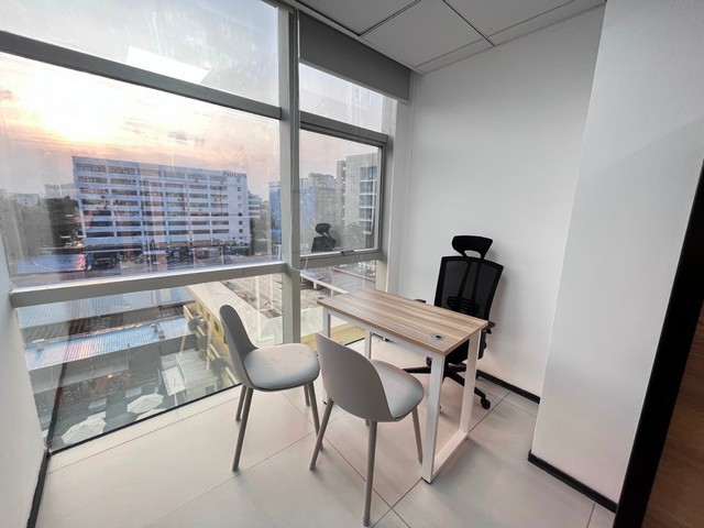 成都油性丝印不干胶水公司